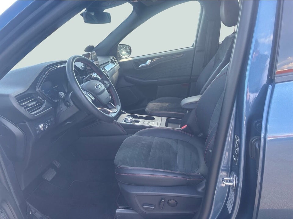 Ford Kuga 2,5 PHEV ST-Line X CVT 5d