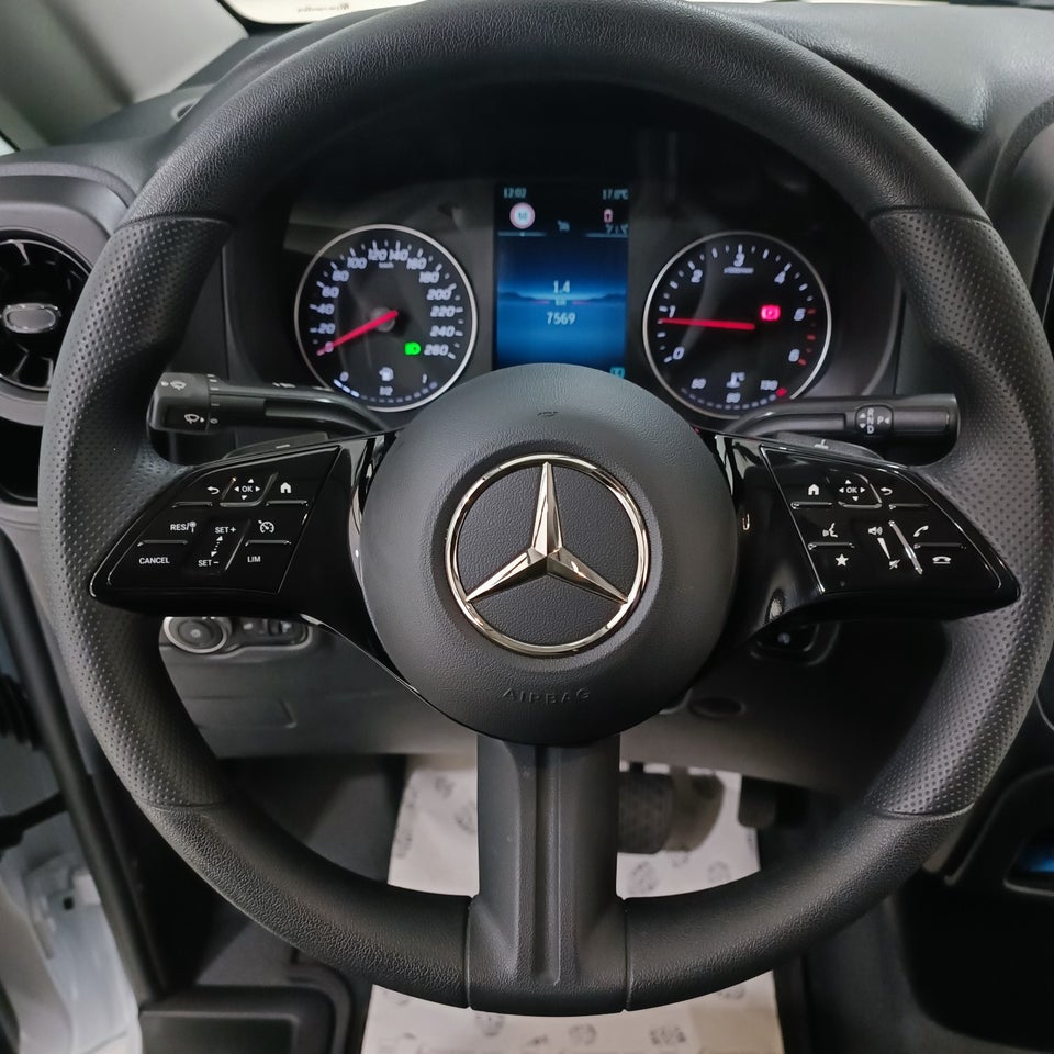 Mercedes Vito 114 2,0 CDi A2 Kassevogn PRO aut. RWD