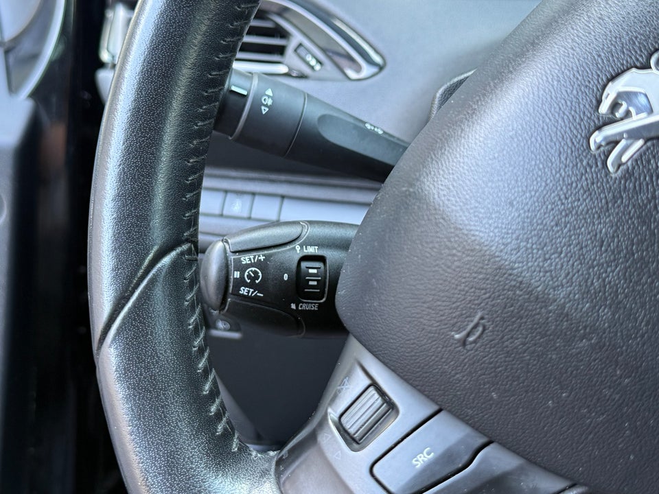 Peugeot 208 1,0 VTi Active+ 5d