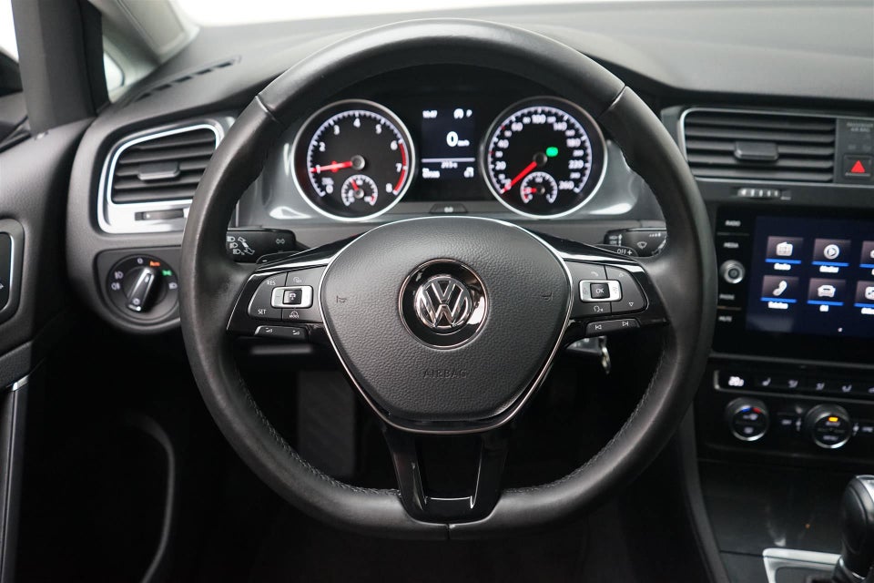 VW Golf VII 1,5 TSi 130 Comfortline DSG 5d