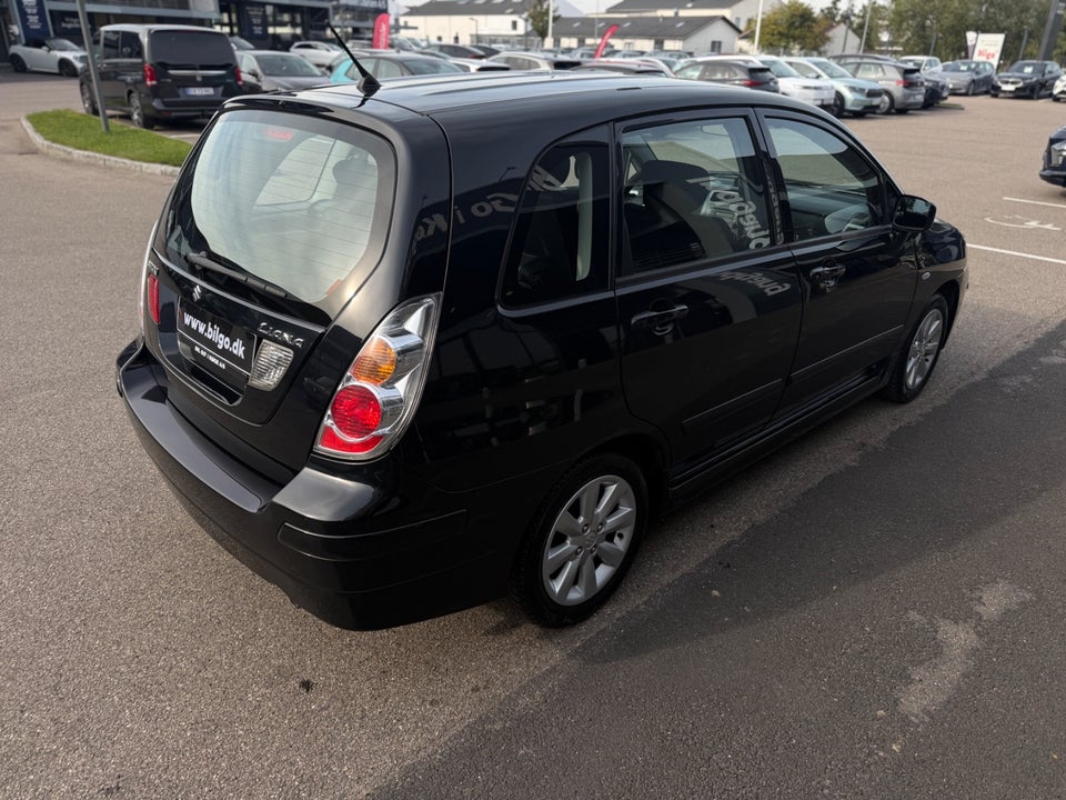 Suzuki Liana 1,6 5d