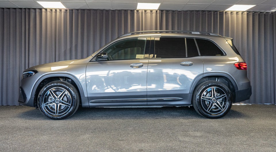 Mercedes EQB250+ AMG Line 7prs 5d
