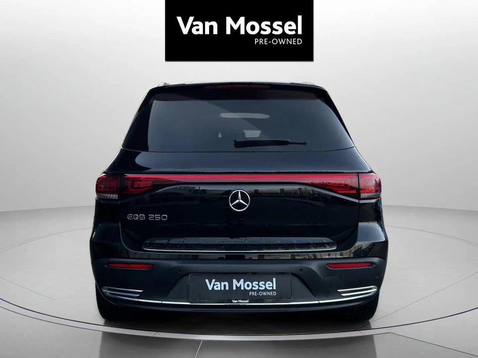 Mercedes EQB250 Progressive 7prs 5d