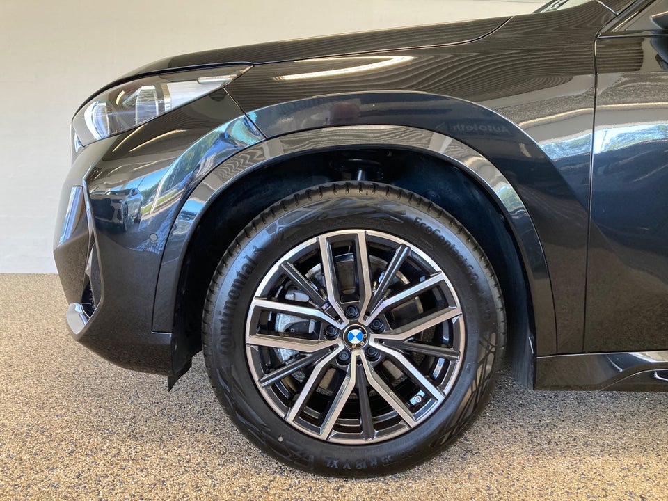 BMW iX1 xDrive30 M-Sport 5d