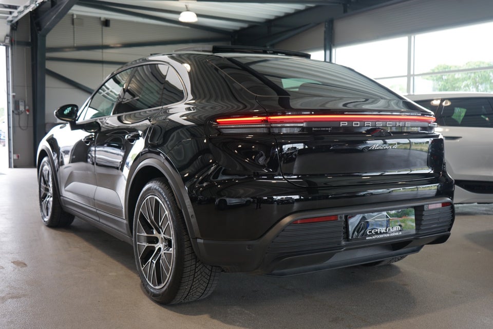 Porsche Macan 4 5d
