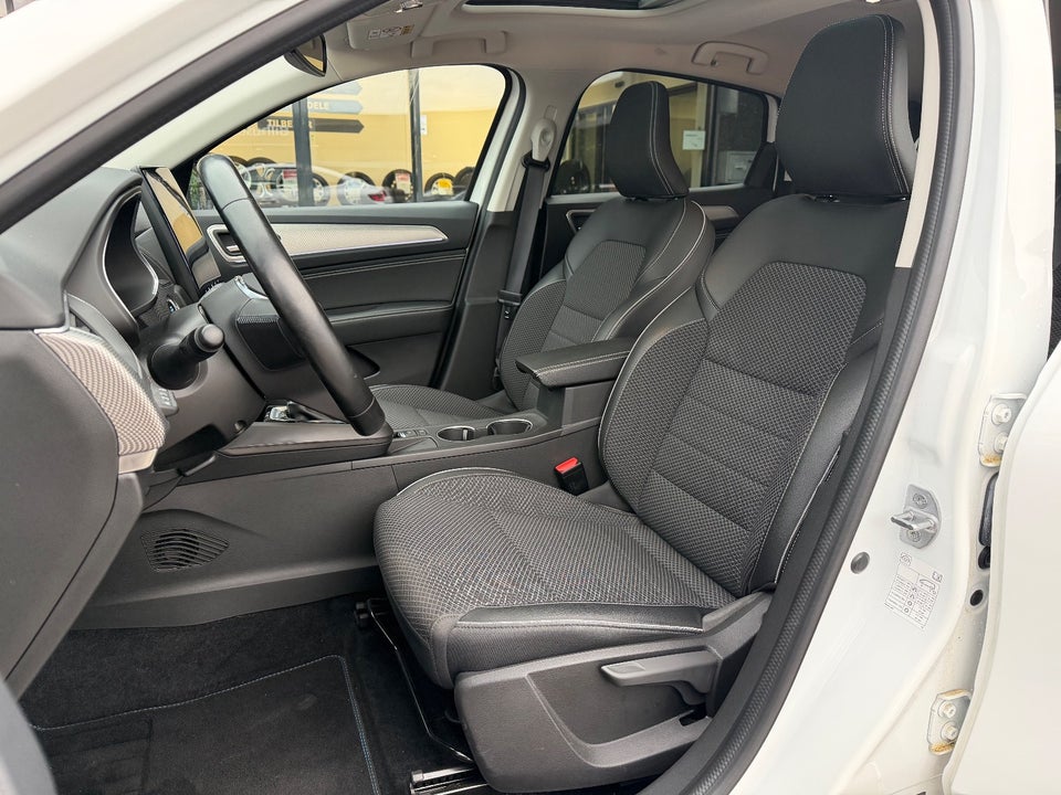 Renault Arkana 1,6 E-Tech Intens 5d