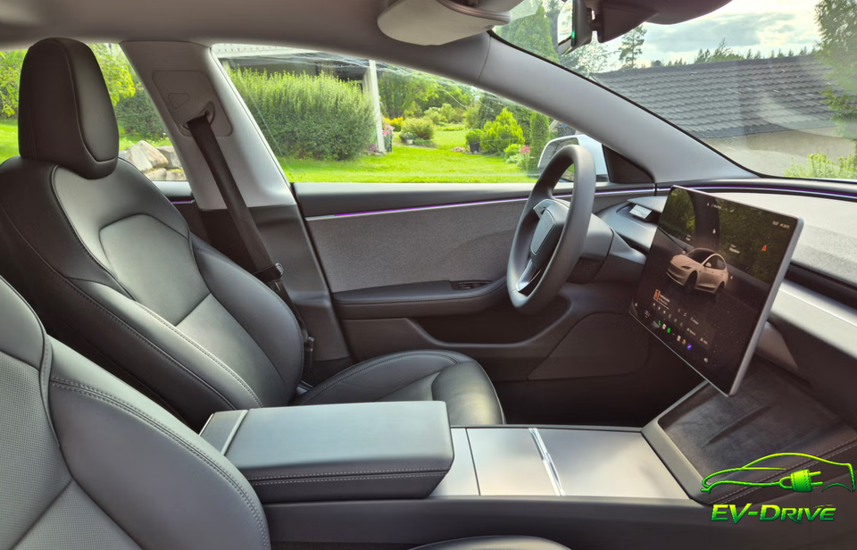 Tesla Model 3 RWD 4d