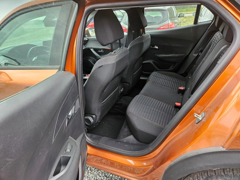 Peugeot e-2008 50 Active Pack 5d