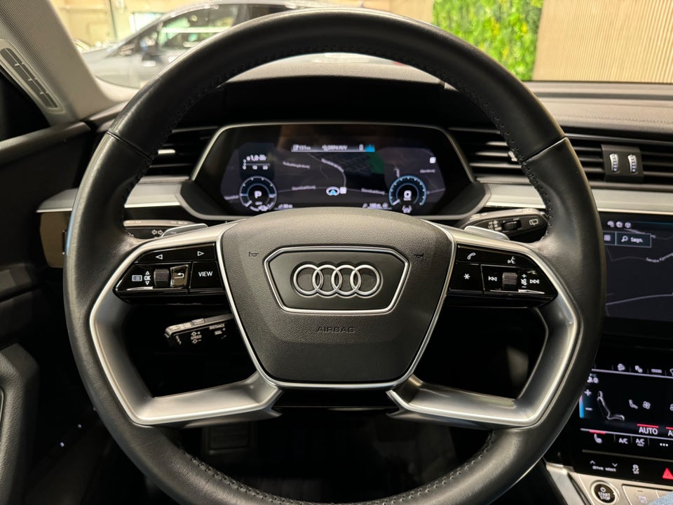 Audi e-tron 55 Prestige quattro 5d