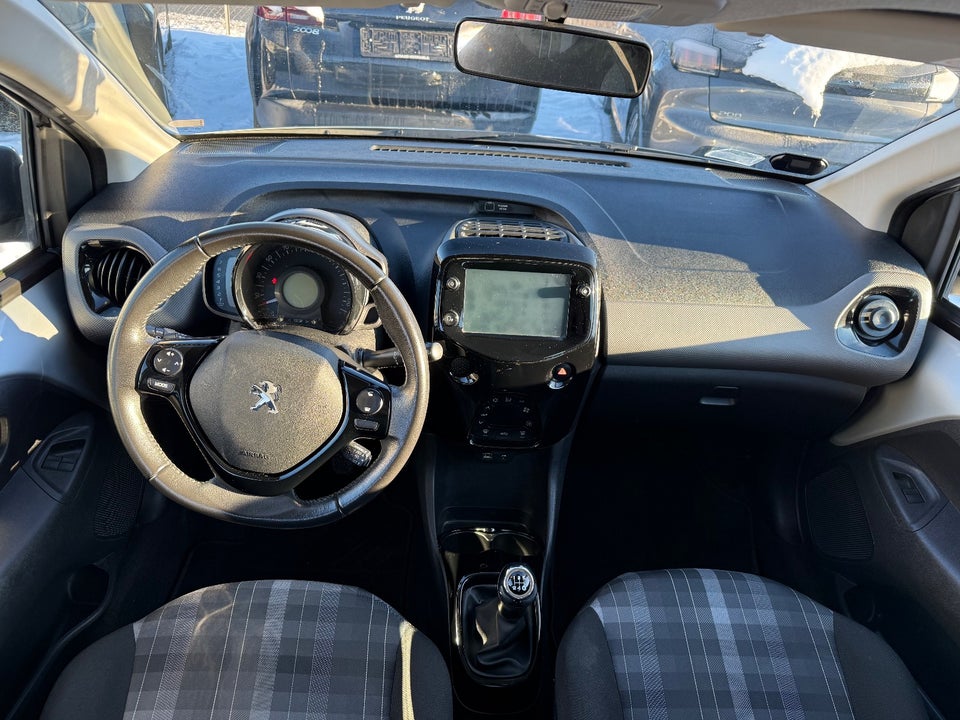 Peugeot 108 1,0 e-VTi 72 Allure+ 5d