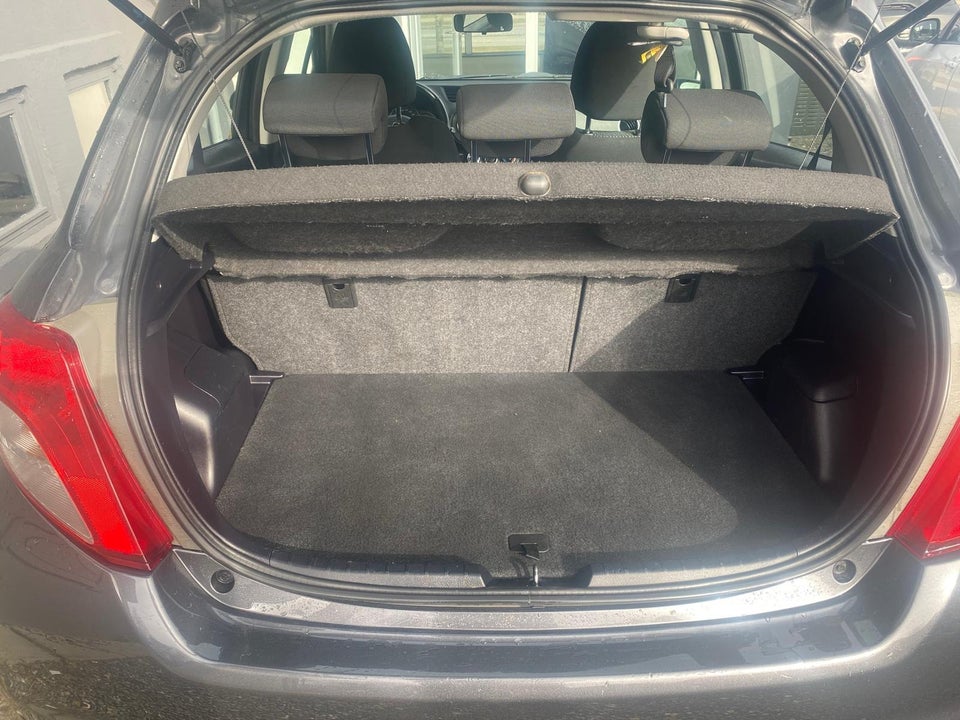 Toyota Yaris 1,0 VVT-i T2 Touch 5d