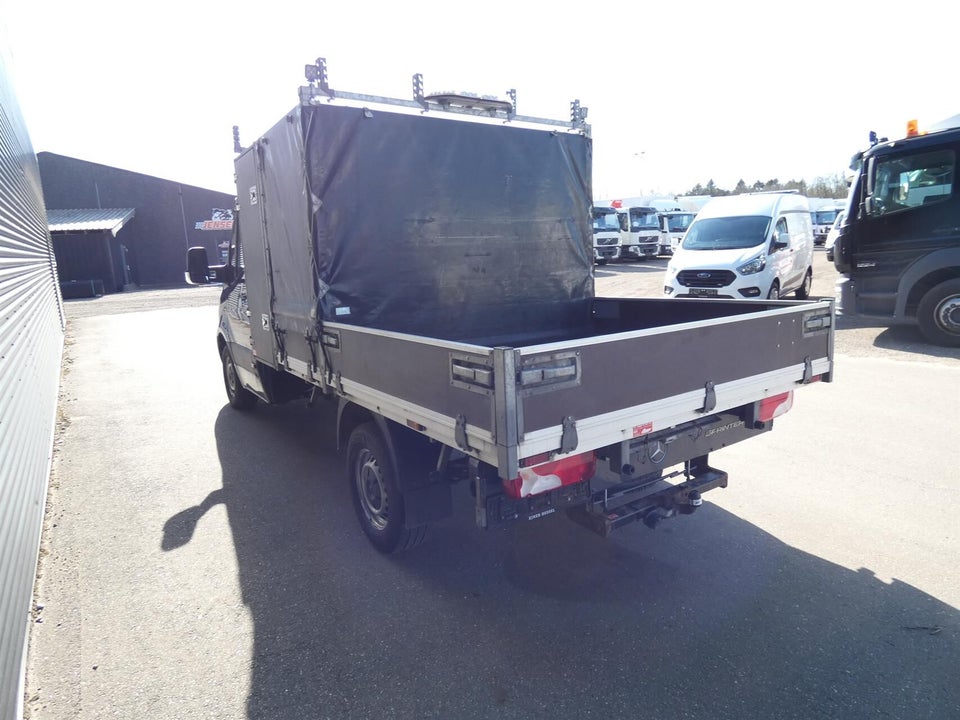 Mercedes Sprinter 319 2,0 CDi A2 Chassis aut. RWD 2d