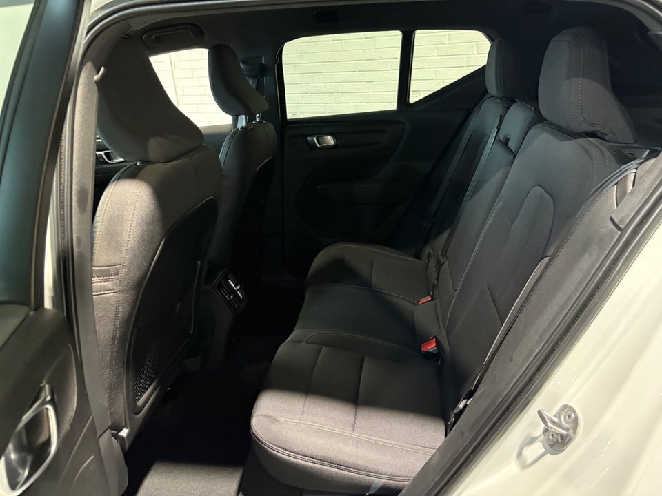 Volvo XC40 ReCharge Start 5d