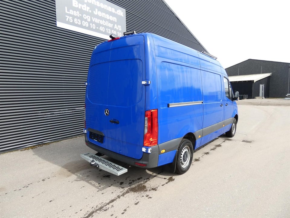 Mercedes Sprinter 317 2,0 CDi A2 Kassevogn aut. RWD