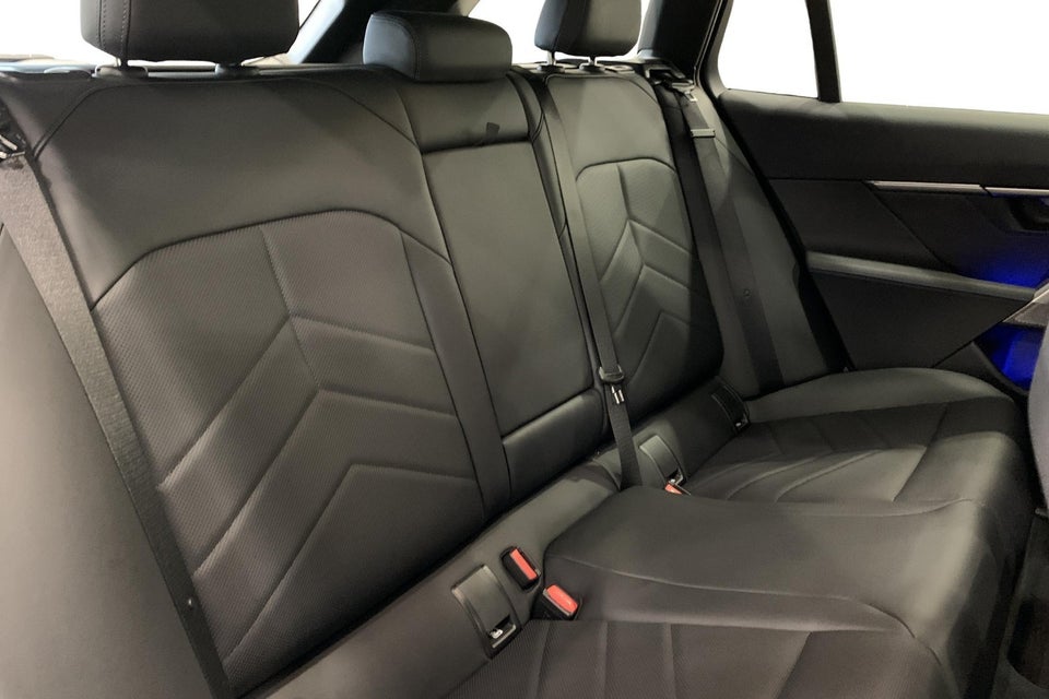 BMW i5 eDrive40 M-Sport 4d