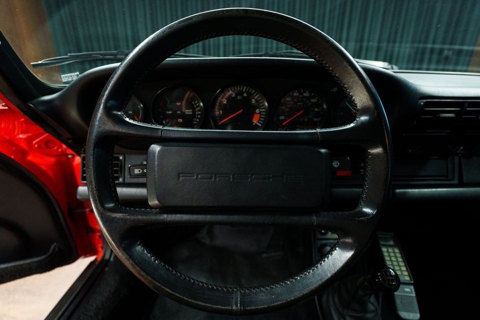 Porsche 911 3,2 Carrera Coupé 2d