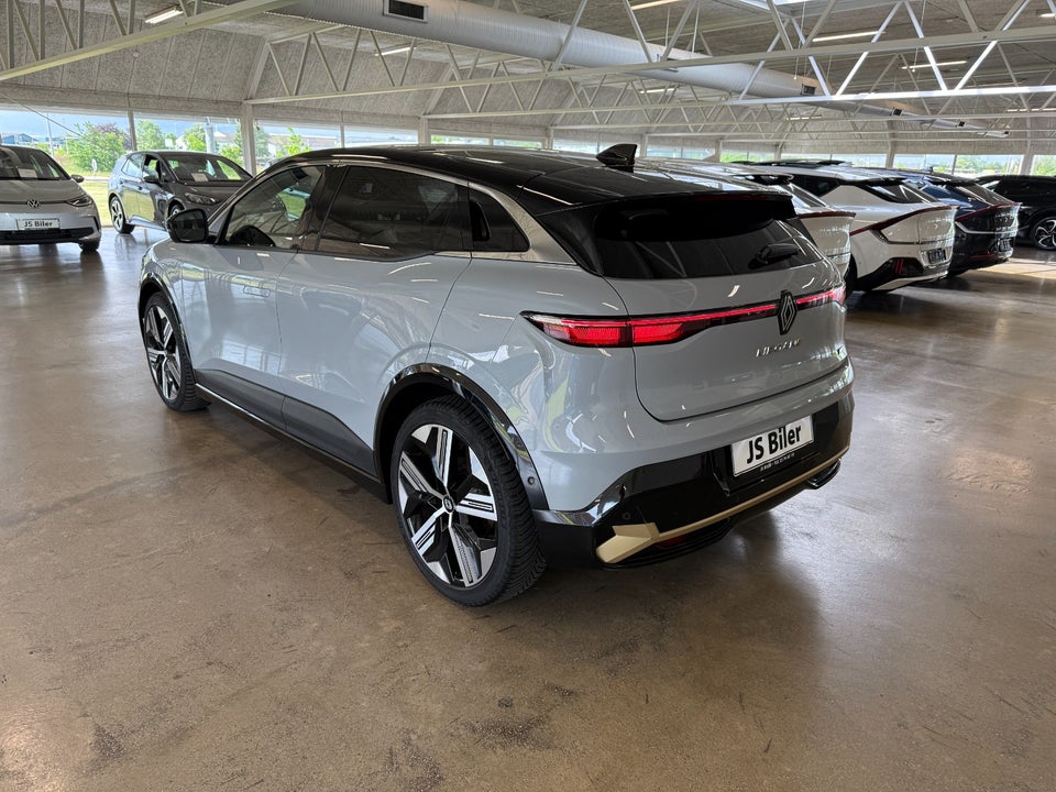 Renault Megane E-Tech 60 Iconic 5d