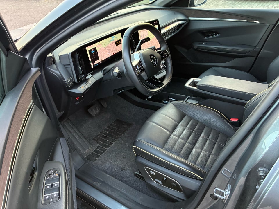 Renault Megane E-Tech 60 Iconic 5d