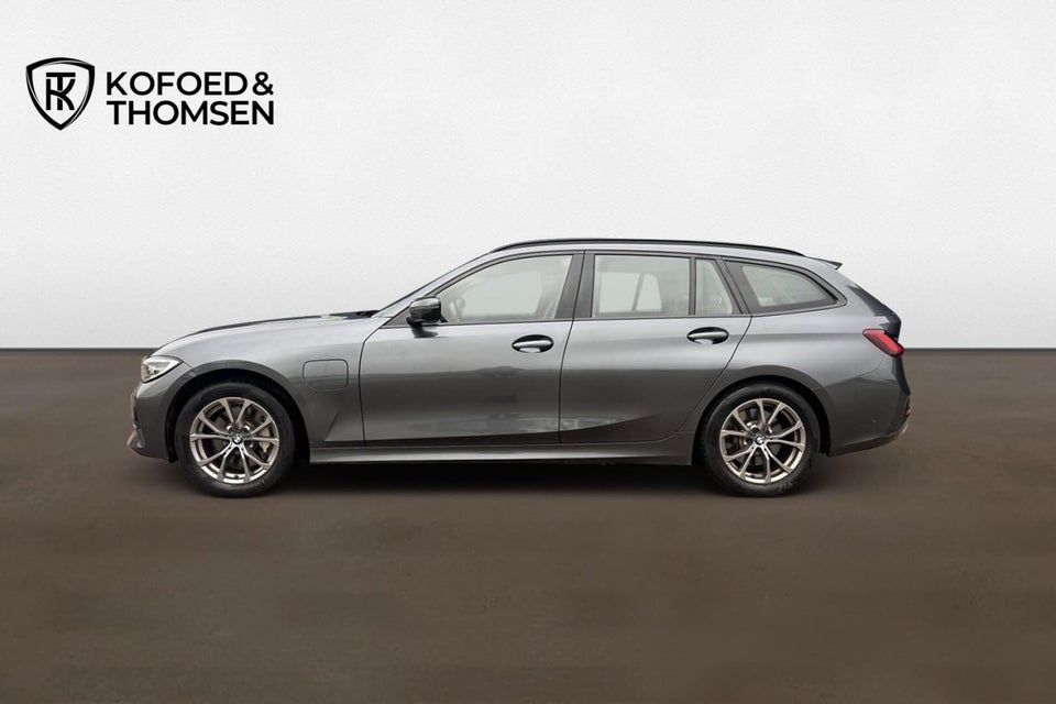 BMW 330e 2,0 Touring Sport Line aut. 5d