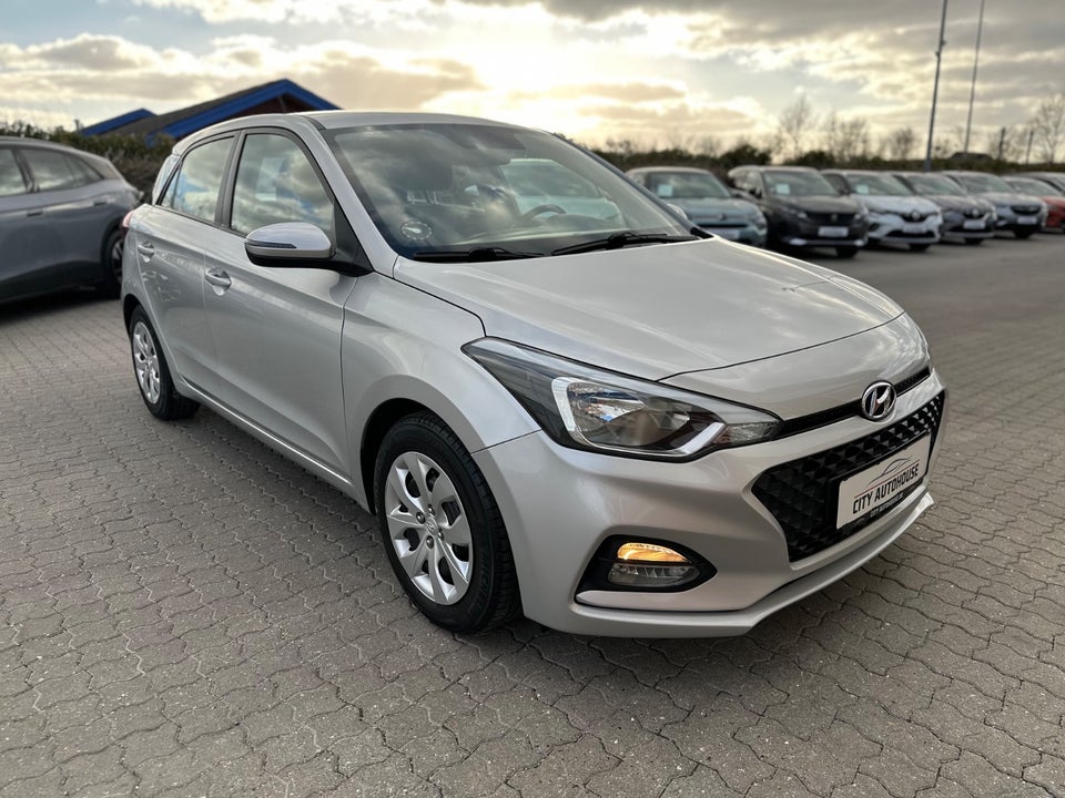 Hyundai i20 1,0 T-GDi Trend DCT 5d