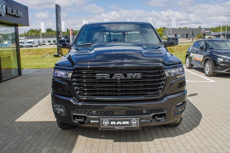 Dodge RAM 1500 3,0 Laramie Night aut. 4d