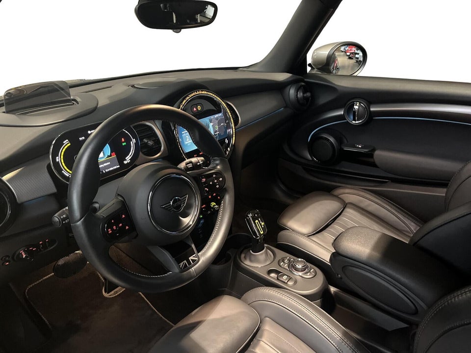 MINI Cooper SE Younique Trim 3d