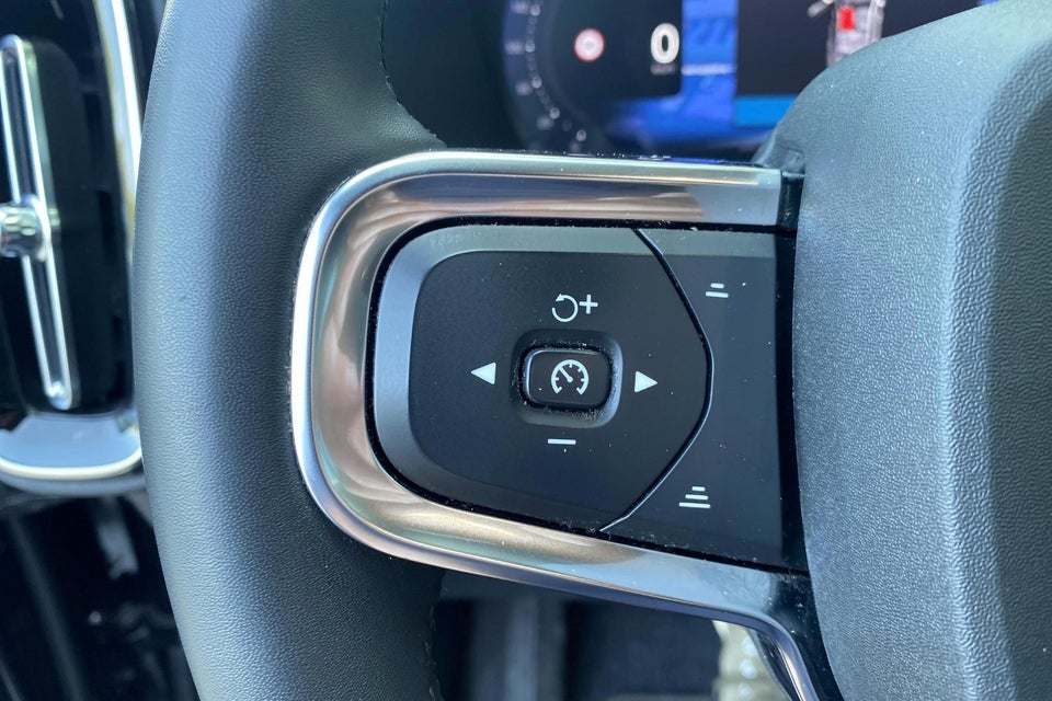 Volvo XC40 P8 ReCharge Twin Plus 5d