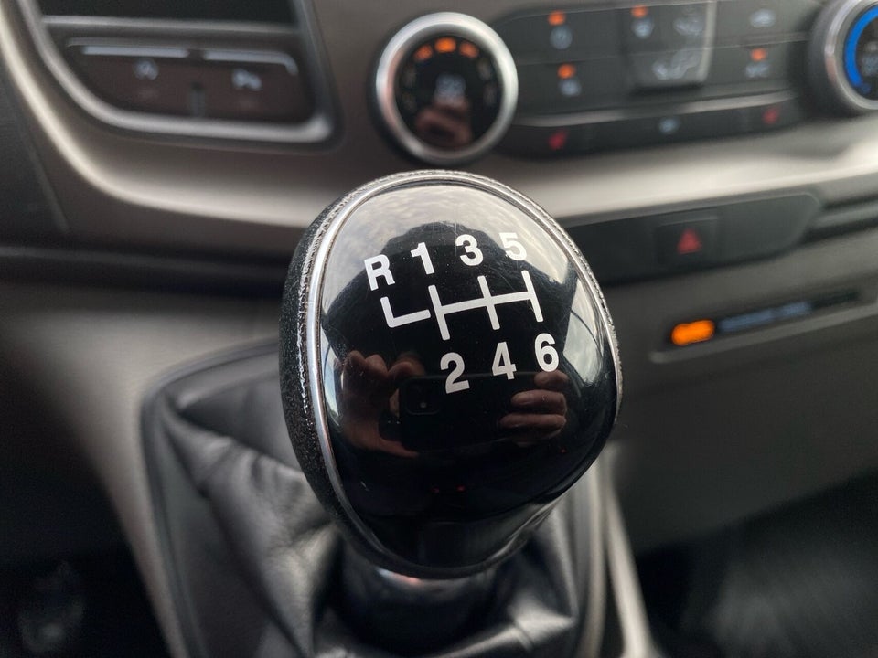 Ford Transit Custom 300L 2,0 TDCi 130 Trend