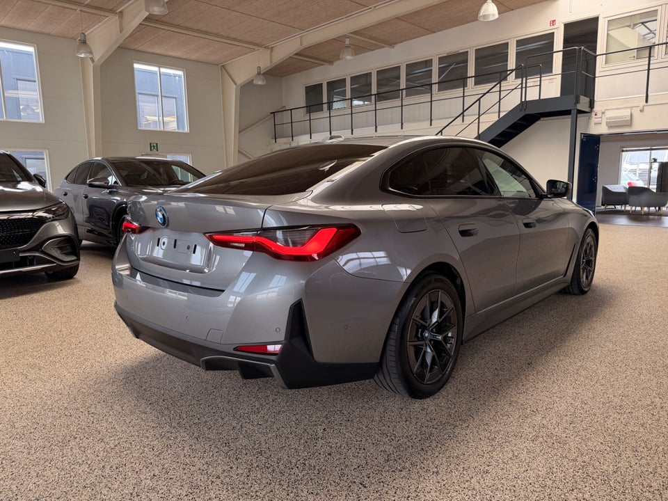 BMW i4 eDrive40 5d