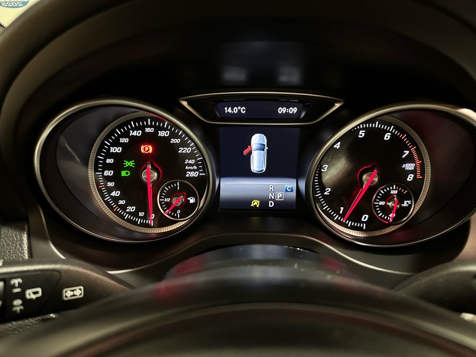 Mercedes CLA200 1,6 Shooting Brake aut. 5d