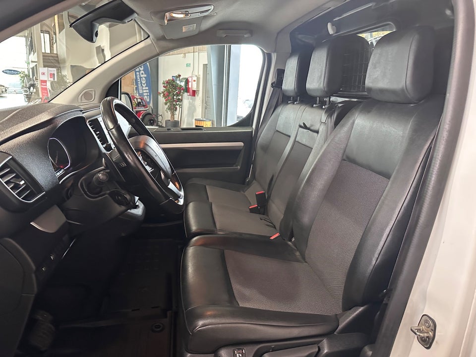 Peugeot Expert 2,0 BlueHDi 177 L2 Ultimate EAT8 Van