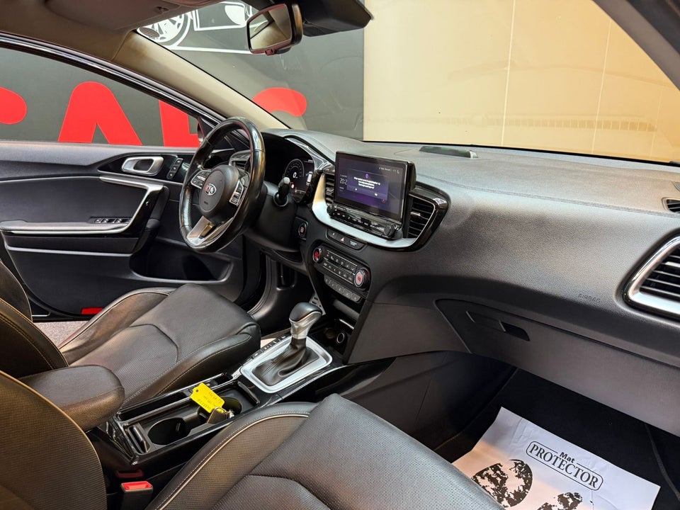 Kia Ceed 1,6 PHEV Upgrade Intro SW DCT 5d