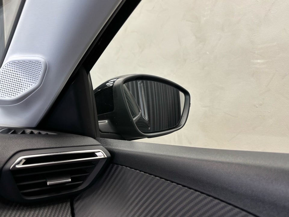 Peugeot e-208 50 Style 5d