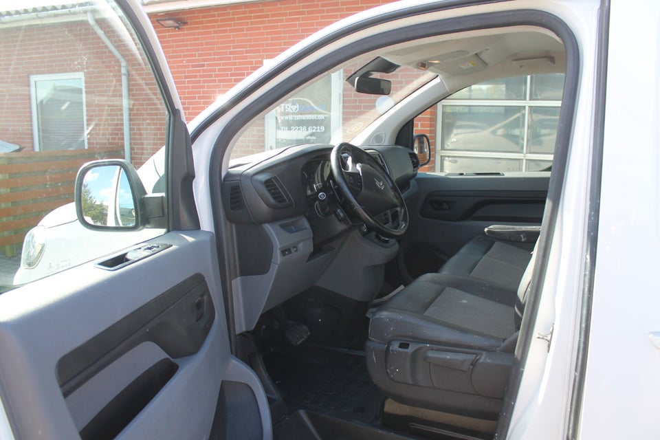 Citroën Jumpy 2,0 BlueHDi 122 L2 MasterLine EAT8