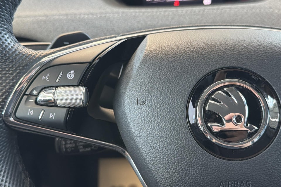 Skoda Enyaq 80x iV Plus 5d