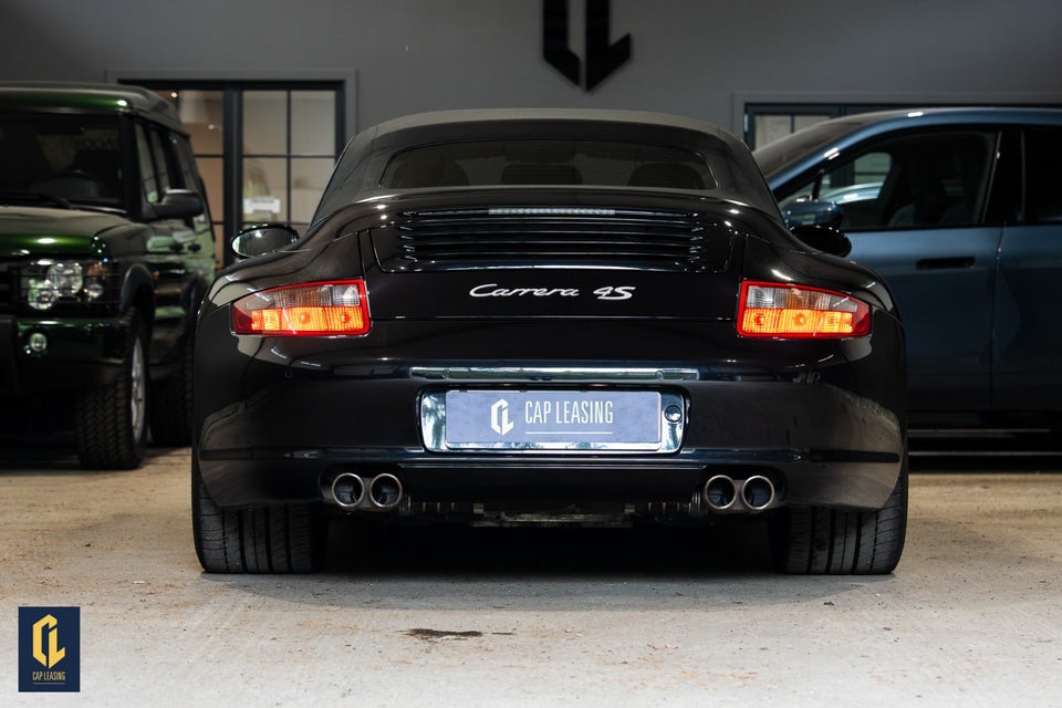 Porsche 911 Carrera 4S 3,8 Cabriolet Tiptr. 2d