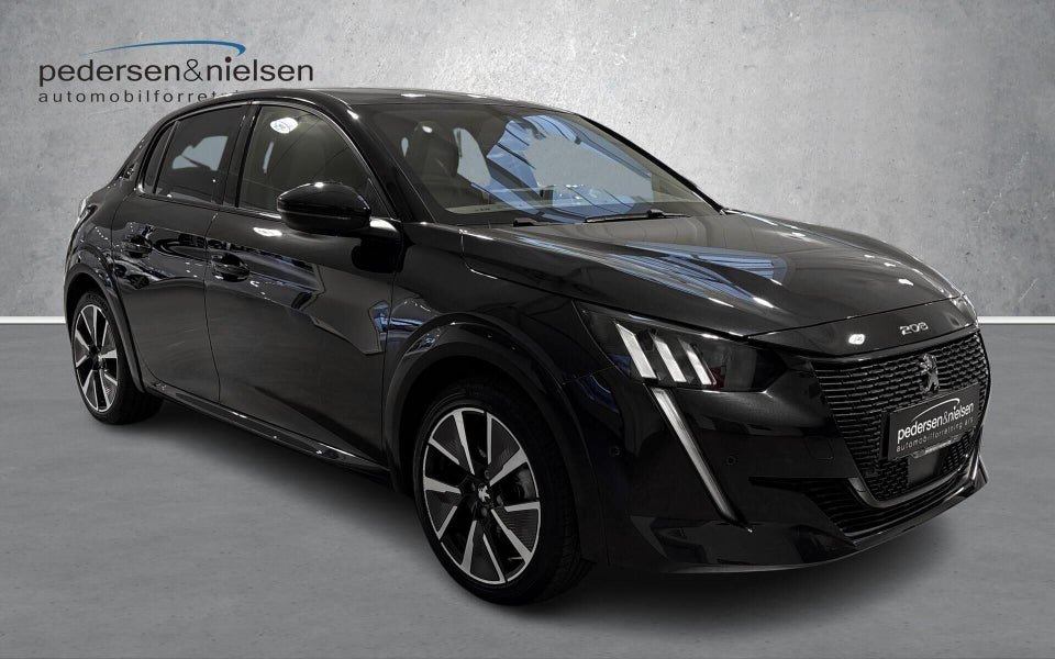 Peugeot e-208 50 GT 5d