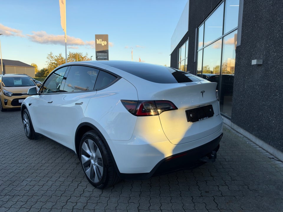 Tesla Model Y Long Range AWD 5d