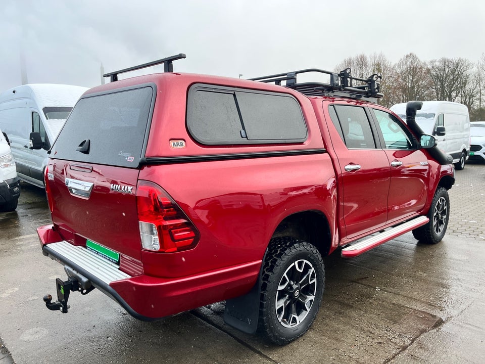 Toyota HiLux 2,4 D-4D 150 T2 Db.Kab 4x4 4d