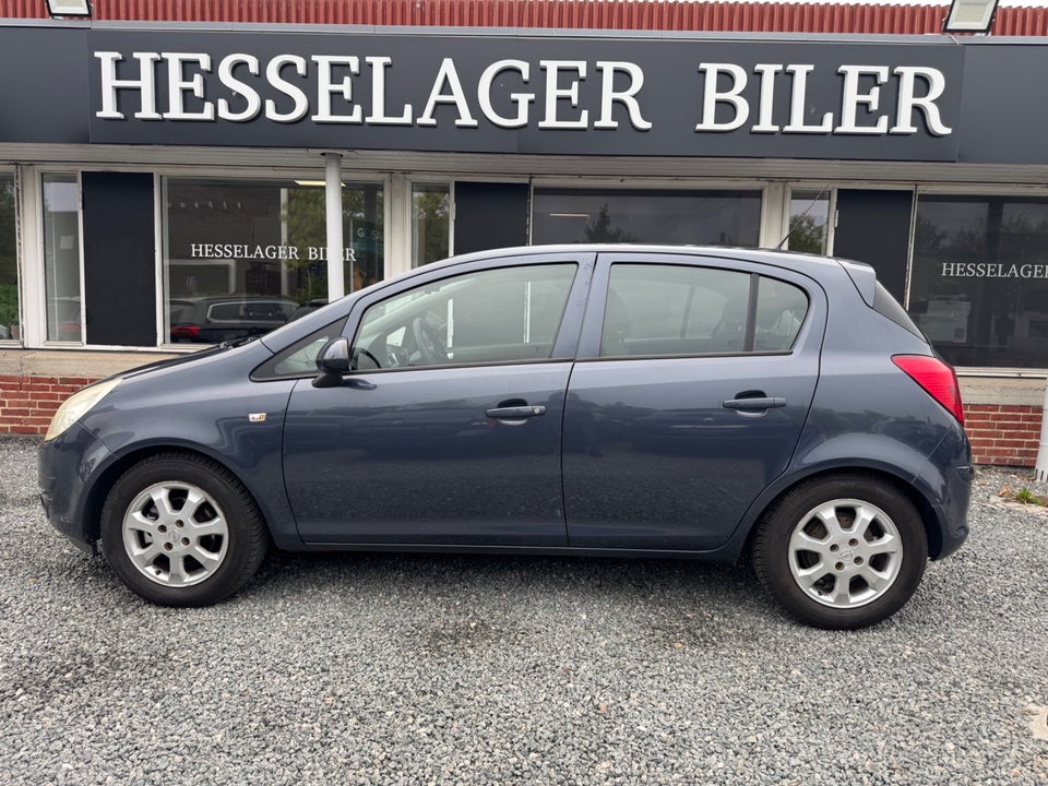 Opel Corsa 1,2 16V Enjoy 5d