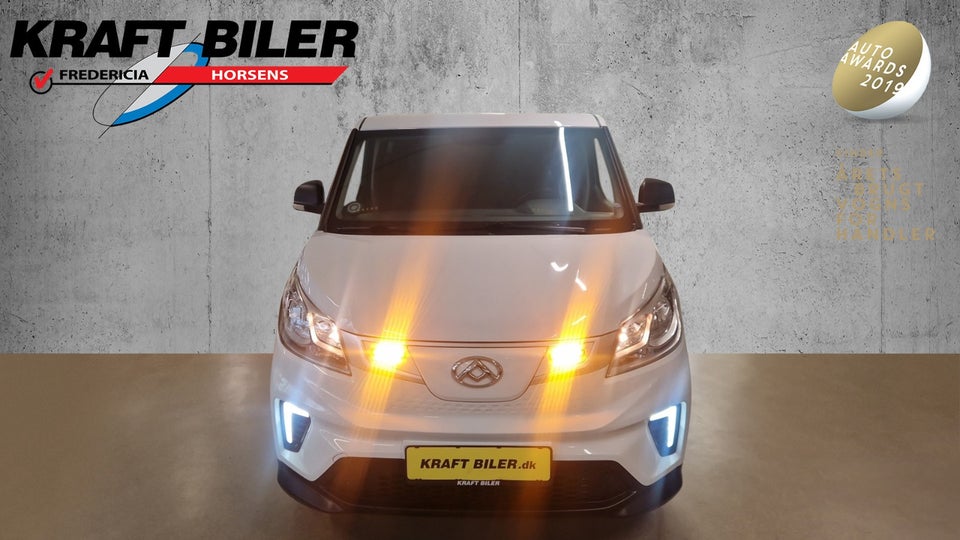 Maxus e-Deliver 3 52 Cargo Van LWB