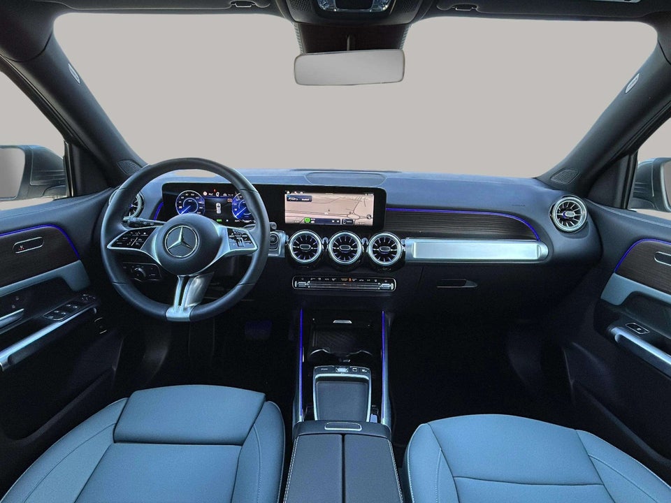 Mercedes EQB300 Progressive Advance Plus 4Matic 5d