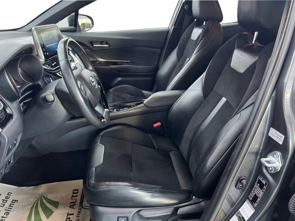 Toyota C-HR 1,8 Hybrid Premium Selected CVT 5d
