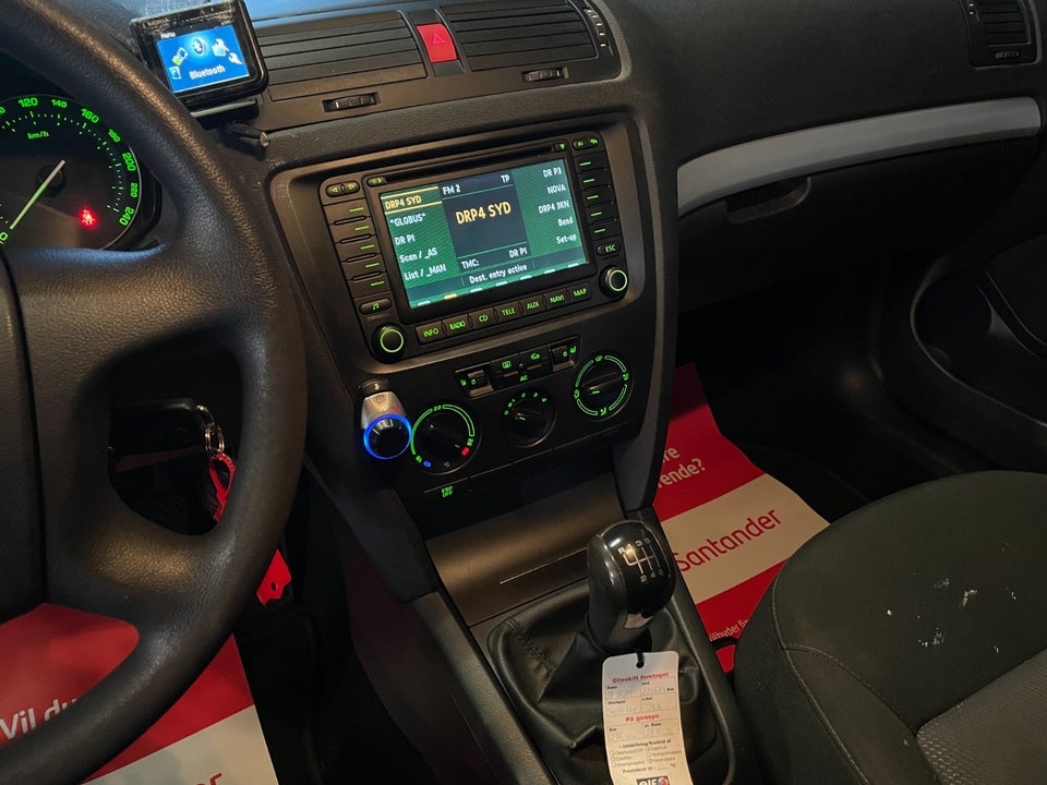 Skoda Octavia 1,8 TSi 160 Ambiente Combi 5d