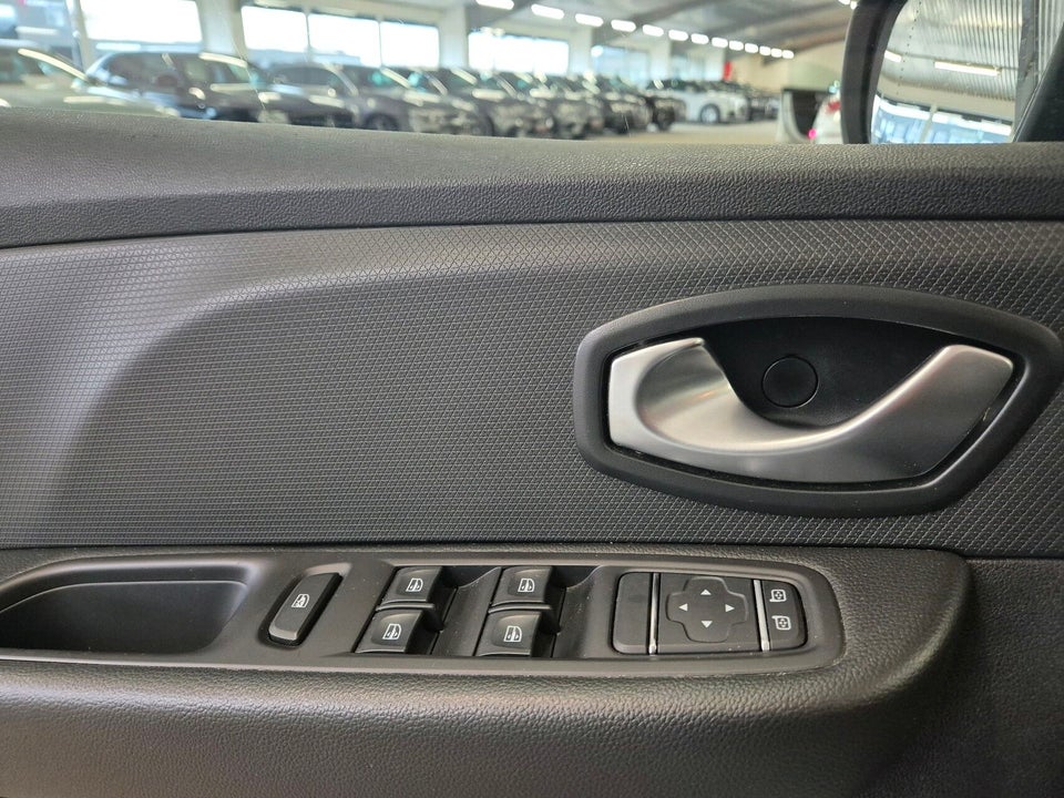 Renault Clio IV 0,9 TCe 90 Zen Sport Tourer 5d