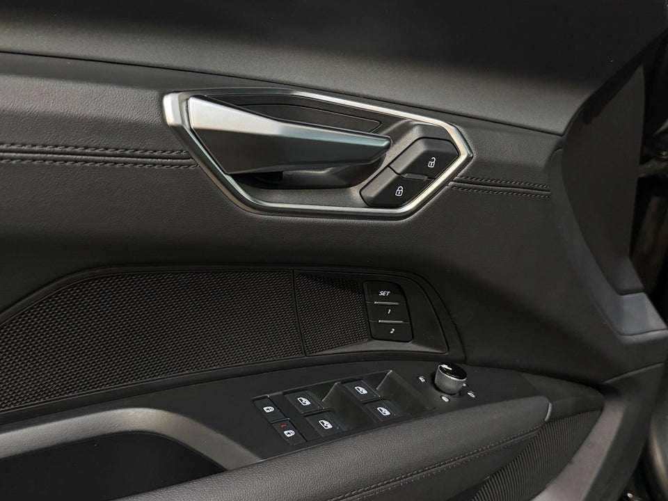 Audi e-tron GT quattro 4d