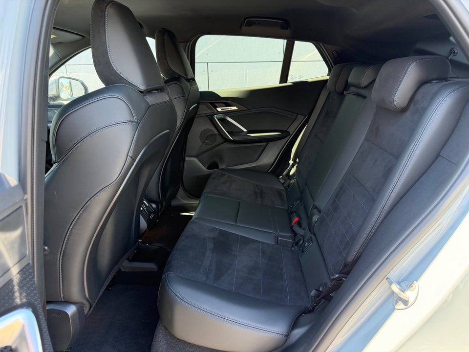 BMW iX2 eDrive20 Fully Charged M-Sport 5d