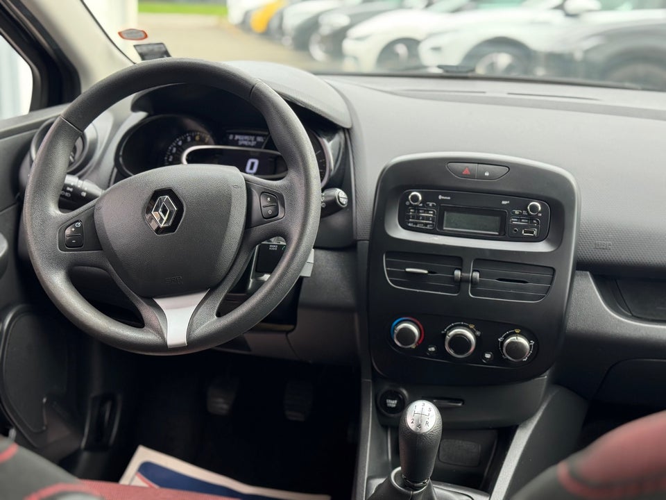 Renault Clio IV 1,2 16V Authentique Sport Tourer 5d