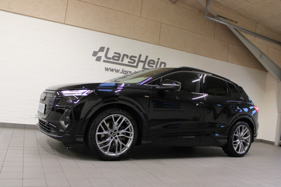 Audi Q4 e-tron 45 S-line 5d