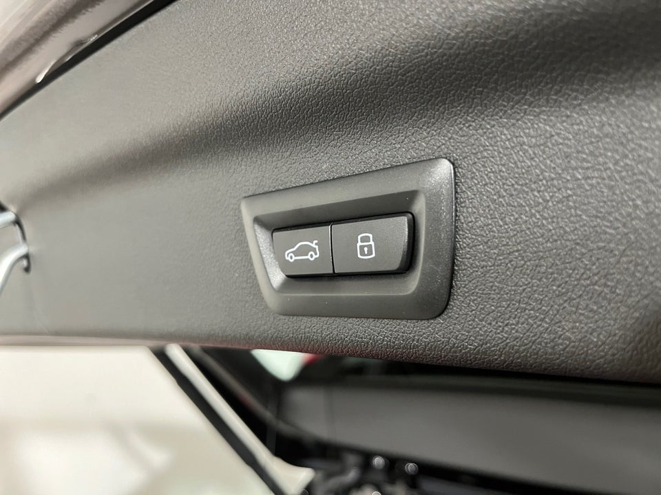 BMW iX1 xDrive30 M-Sport 5d